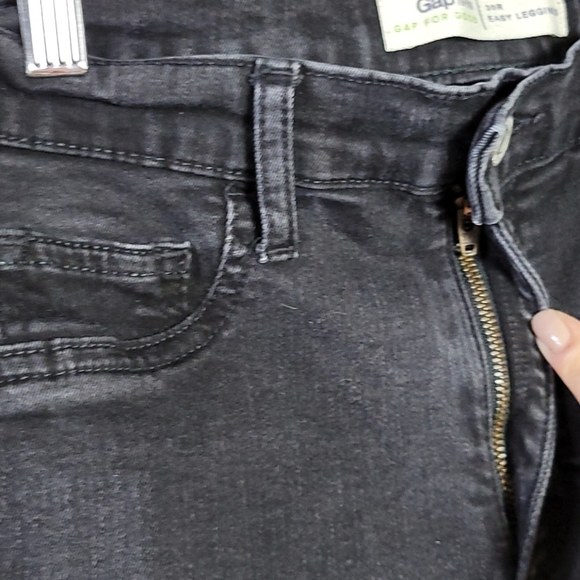 GAP Easy Leggings Black Faded Jeans 30R - Picture 3 of 9